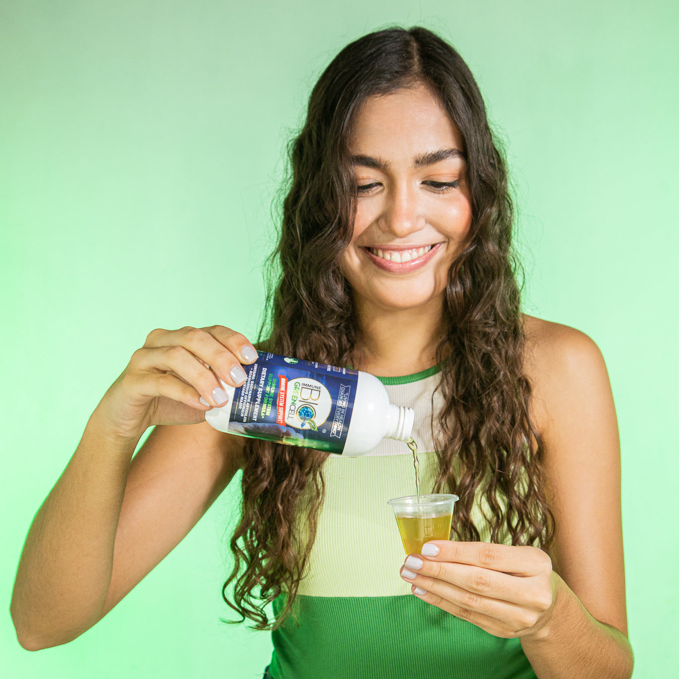 Immune Bio Green Cell - Immune System Support* - 4 Bottles Included and 1 FREE Vitamin C - 2 Ml Per Serving